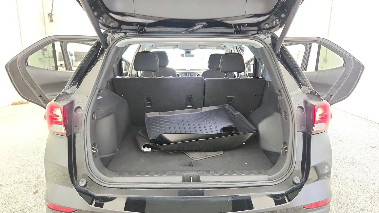 Used 2022 Chevrolet Equinox LT AWD/4WD image 47