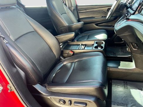Used 2024 Honda Odyssey Sport image 30