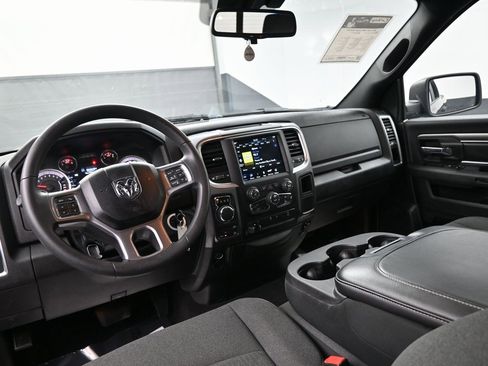 Used 2021 RAM 1500 Classic Warlock w/ Electronics Group image 10