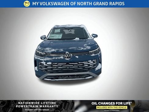 New 2026 Volkswagen Tiguan SE image 8