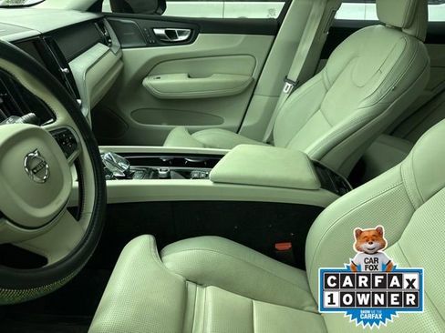 Used 2025 Volvo XC60 B5 Ultra w/ Protection Package Premier AWD/4WD image 4