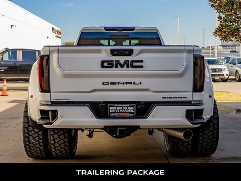 Used 2026 GMC Sierra 3500 Denali Ultimate w/ LPO, Black Badging Package image 8
