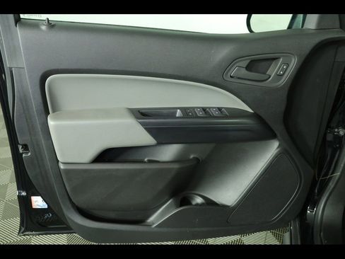 Used 2022 Chevrolet Colorado W/T w/ WT Convenience Package image 24