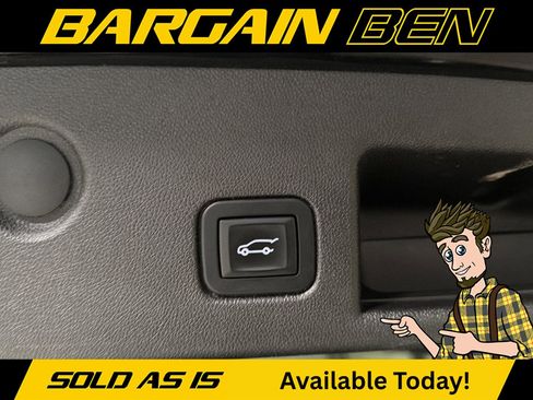 Used 2018 Chevrolet Equinox Premier image 12