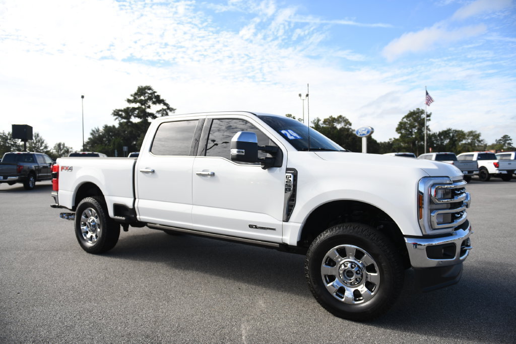 Used 2024 Ford F250 Lariat w/ Lariat Ultimate Package AWD/4WD image 1