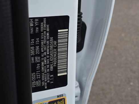 Used 2025 Hyundai Elantra SE image 25