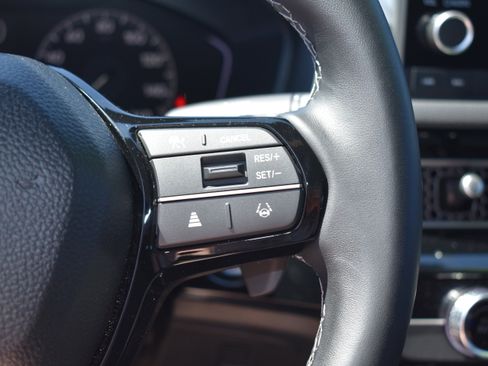 Used 2025 Honda Civic Sport image 14