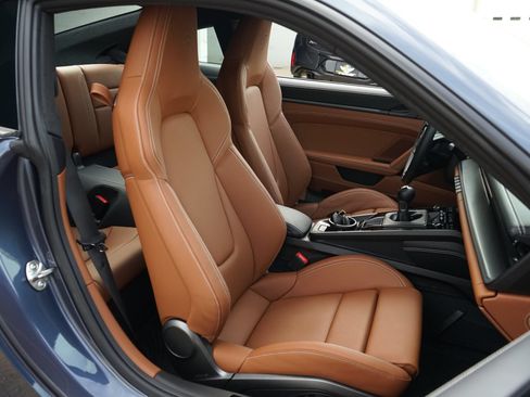 Used 2026 Porsche 911 GT3 RWD image 6