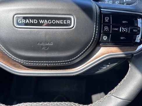 Used 2023 Jeep Grand Wagoneer Series II AWD/4WD image 19