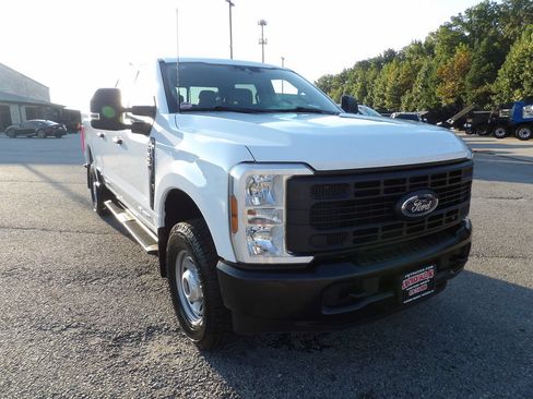 Used 2025 Ford F250 XL w/ XL Off-Road Package AWD/4WD image 11