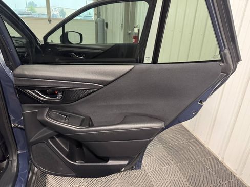 Used 2024 Subaru Outback Premium w/ Popular Package #1A AWD/4WD image 17