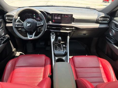 Used 2024 Dodge Hornet R/T Plus w/ R/T Blacktop Package AWD/4WD image 18