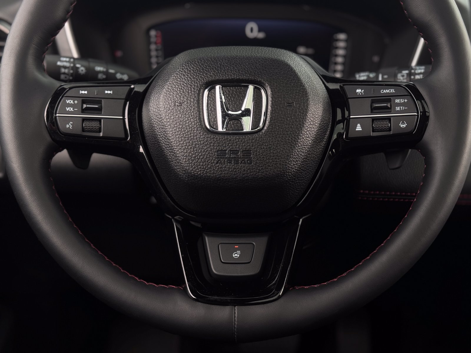 Certified 2025 Honda Pilot Black Edition image 18