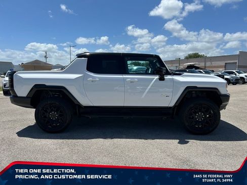 New 2026 GMC Hummer EV 4x4 Crew Cab image 8