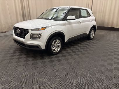 Used 2023 Hyundai Venue SE w/ Cargo Package