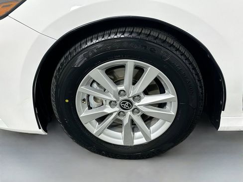 Certified 2025 Toyota Camry LE image 31