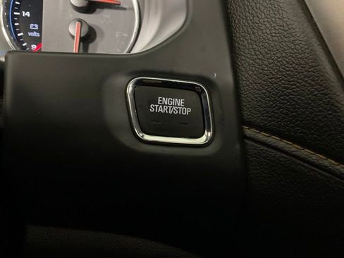 Used 2023 GMC Acadia AT4 w/ Technology Package AWD/4WD image 27