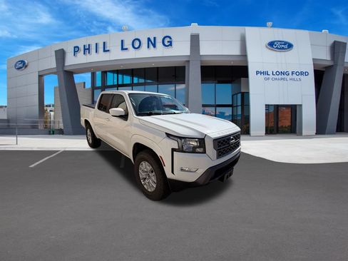 Used 2024 Nissan Frontier SV w/ SV Convenience Package AWD/4WD image 8