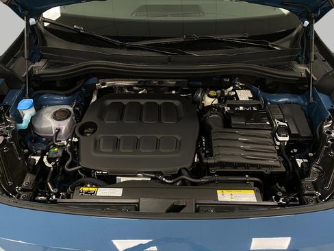 New 2026 Volkswagen Tiguan SE AWD/4WD image 11