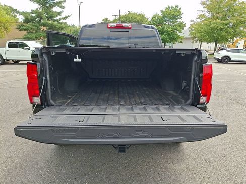Used 2023 Chevrolet Colorado ZR2 w/ ZR2 Convenience Package III AWD/4WD image 30