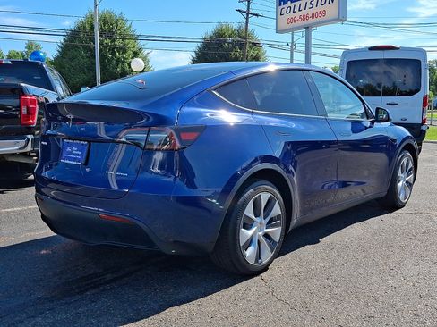 Used 2023 Tesla Model Y Long Range AWD/4WD image 7