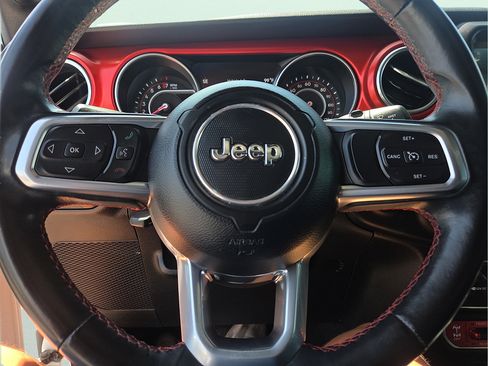 Used 2019 Jeep Wrangler Unlimited Rubicon AWD/4WD image 19