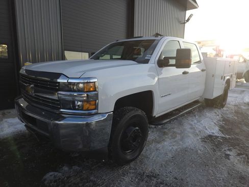 Used 2015 Chevrolet Silverado 3500 W/T w/ WT Convenience Package image 2