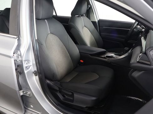 Used 2024 Toyota Camry LE image 26