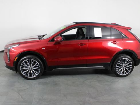 Used 2025 Cadillac XT4 Sport FWD image 12