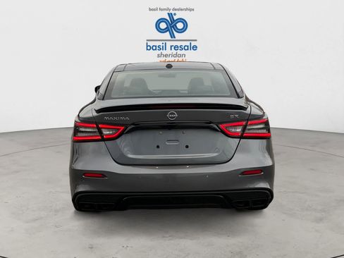 Used 2023 Nissan Maxima SR image 4