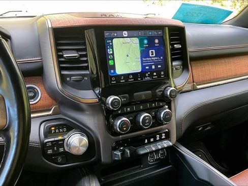 Used 2022 RAM 1500 Limited AWD/4WD image 9
