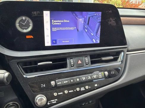 Used 2025 Lexus ES 350 w/ Premium Package FWD image 3