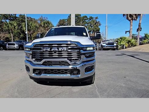 New 2026 RAM 2500 Tradesman AWD/4WD image 37