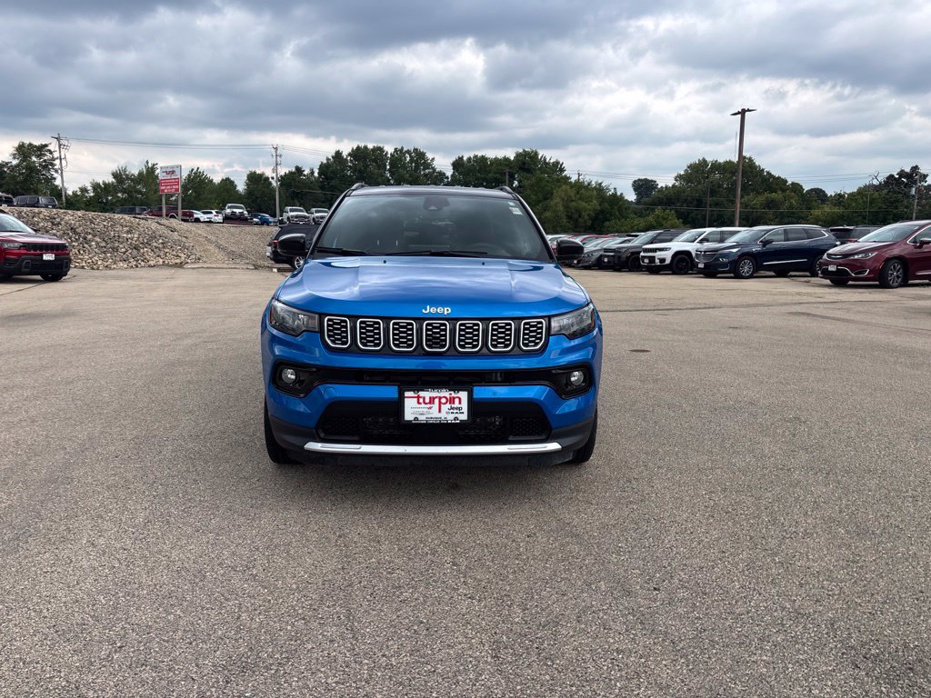 Used 2025 Jeep Compass Limited AWD/4WD image 8