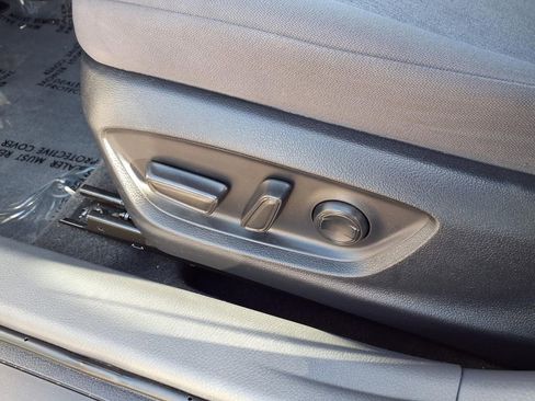 Used 2023 Toyota Camry LE FWD image 21