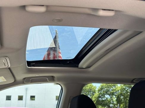 Used 2024 Honda CR-V EX image 19