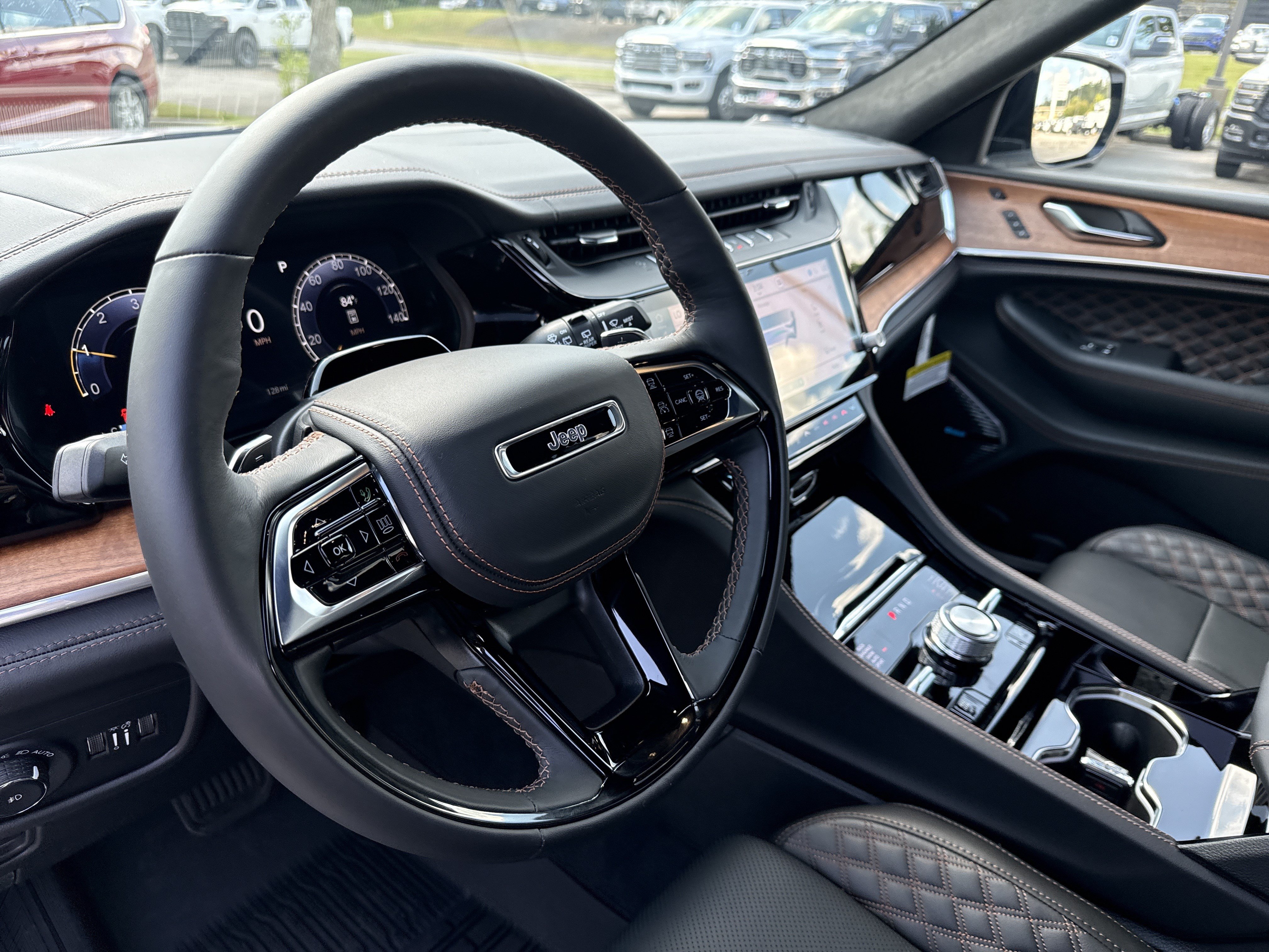 New 2027 Jeep Grand Cherokee Summit AWD/4WD image 23