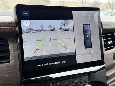 Used 2024 Ford Expedition Max Limited image 19