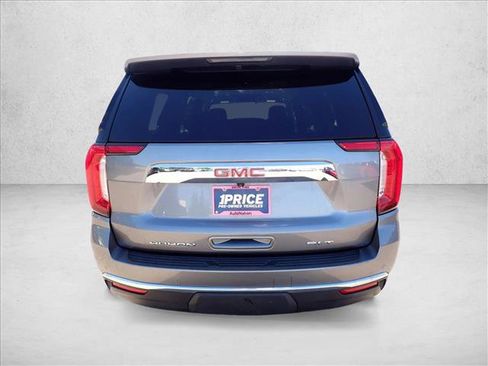 Used 2021 GMC Yukon XL SLT AWD/4WD image 3