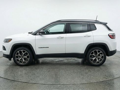 Used 2025 Jeep Compass Limited AWD/4WD image 5