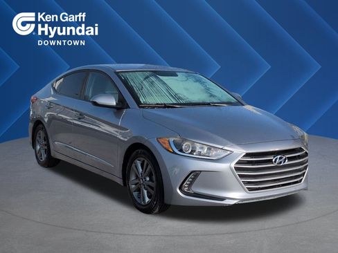 Used 2017 Hyundai Elantra SE w/ SE A/T Tech Package 03 image 1