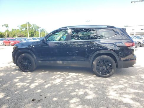 Certified 2026 Volkswagen Atlas SE w/ Black Wheel Package AWD/4WD image 7