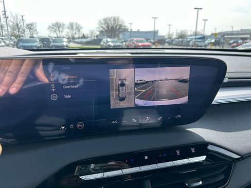 New 2026 Buick Enclave Preferred w/ Power Package AWD/4WD image 25