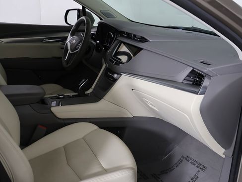 Used 2023 Cadillac XT5 Premium Luxury image 27
