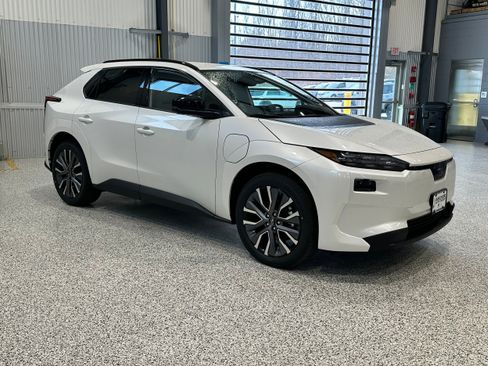 New 2026 Subaru Solterra image 4