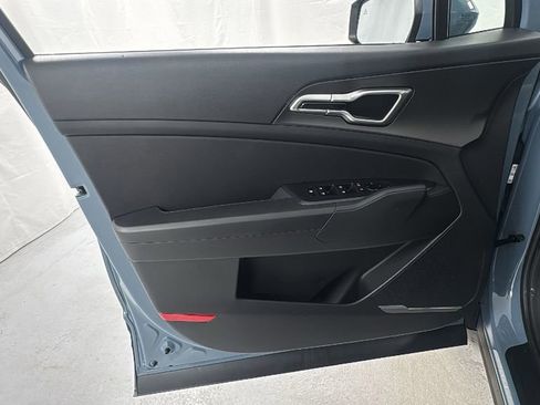 New 2026 Kia Sportage S image 18