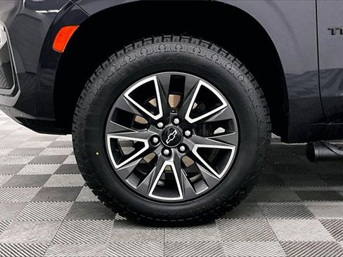 Used 2023 Chevrolet Tahoe Z71 image 8