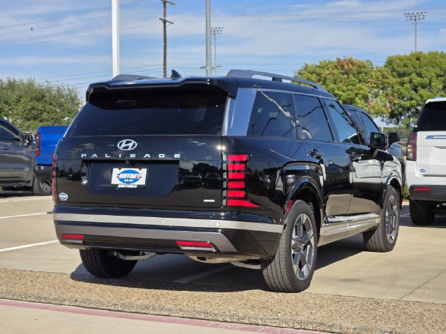 Certified 2026 Hyundai Palisade Limited AWD/4WD image 3