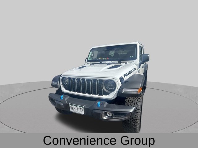 Used 2025 Jeep Wrangler Unlimited Rubicon 4xe w/ Safety Group AWD/4WD image 3