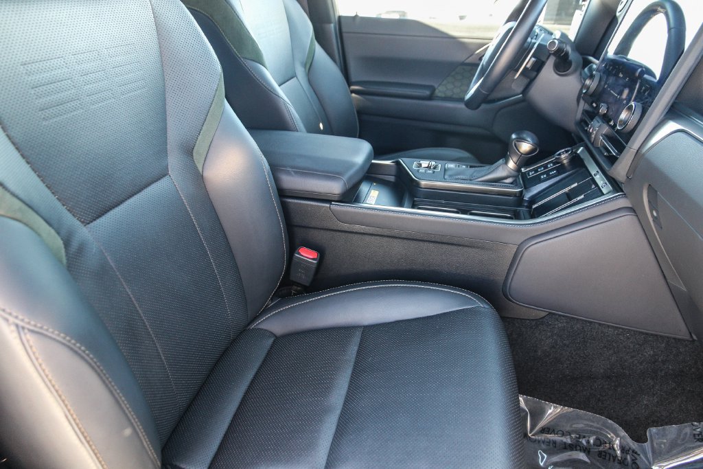 Certified 2024 Lexus GX 550 AWD/4WD image 18